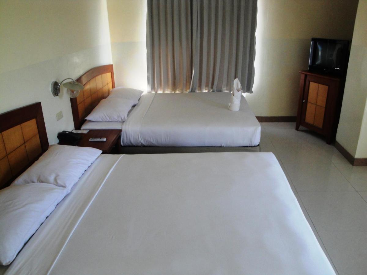 Hotel Celebes Manado Cameră foto